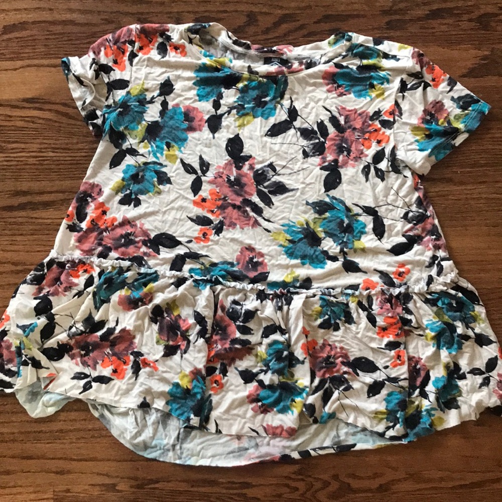 Agnes & Dora tee
